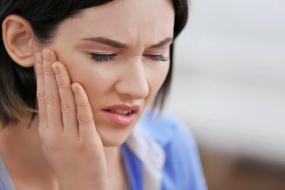 why-does-my-jaw-pop-causes-symptoms-and-treatments-franklin-dental